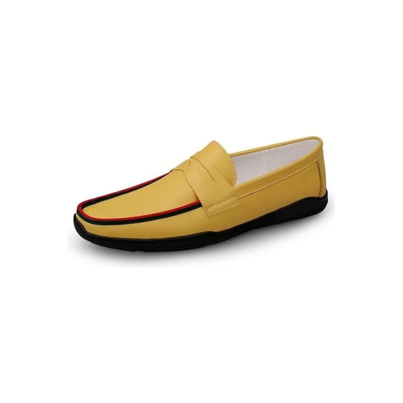 Fritidssko Herre Elegante Pu Slip-on Loafers Med Metallmote - Gult