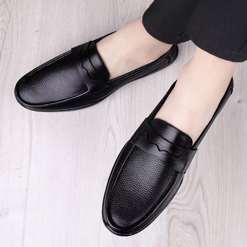 Fritidssko Herre Elegante Pu Slip-on Loafers Med Metallmote - Svart