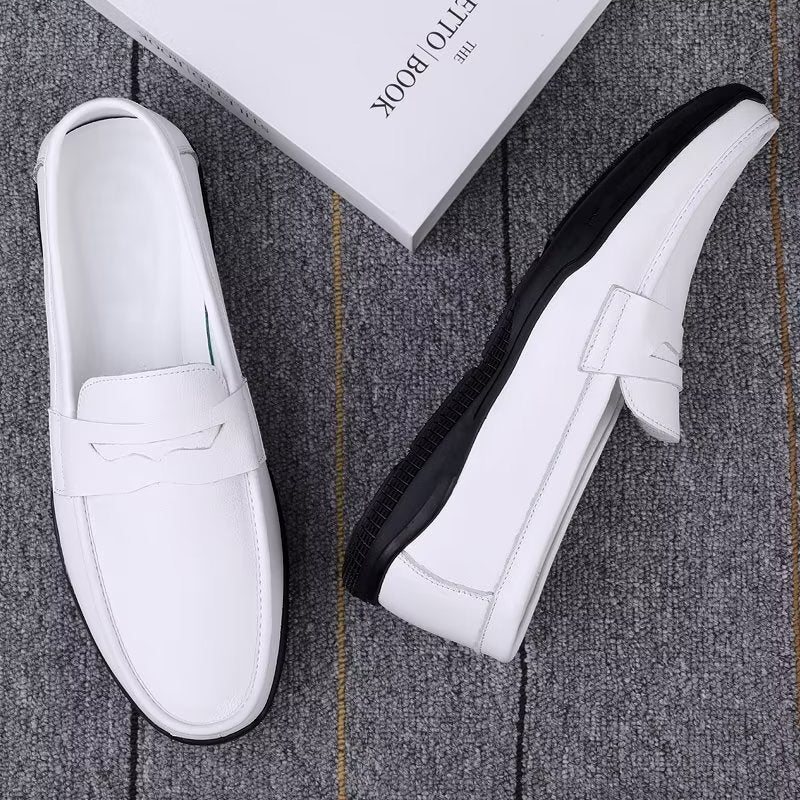 Fritidssko Herre Elegante Pu Slip-on Loafers Med Metallmote - Hvitt Hull