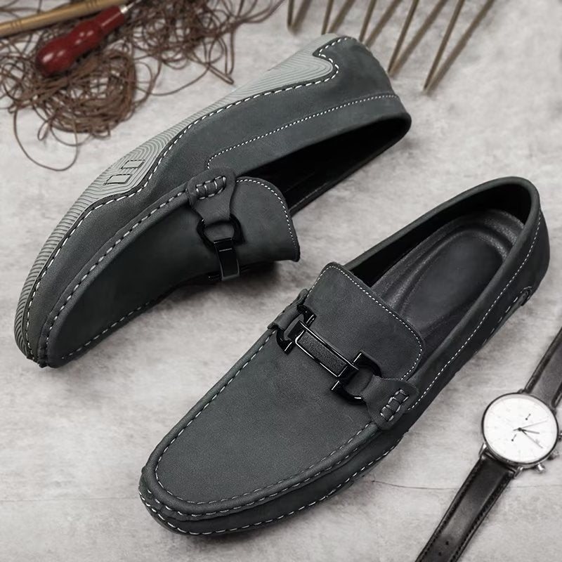 Fritidssko Herre Elegante Slip-on Loafers Med Metallmote - Grå