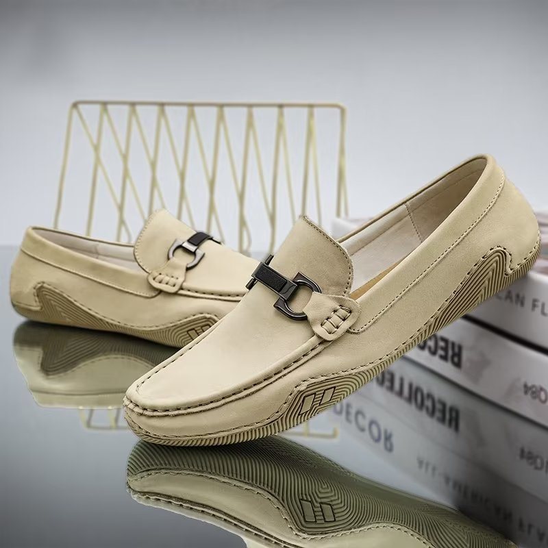 Fritidssko Herre Elegante Slip-on Loafers Med Metallmote - Beige