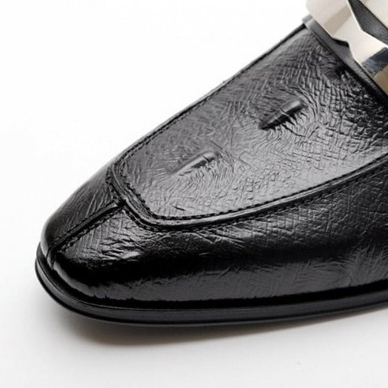 Loafers Herre Alligator Texture Slip-on Med Spiss Tå - Svart